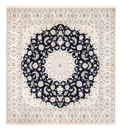 Nain Rug 246x264cm - Persian Rugs