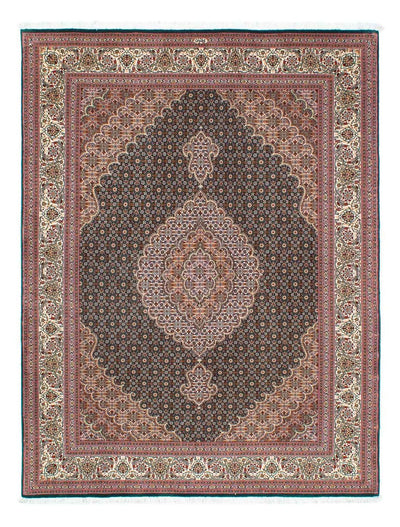 Tabriz Rug 152x198cm - Persian Rugs