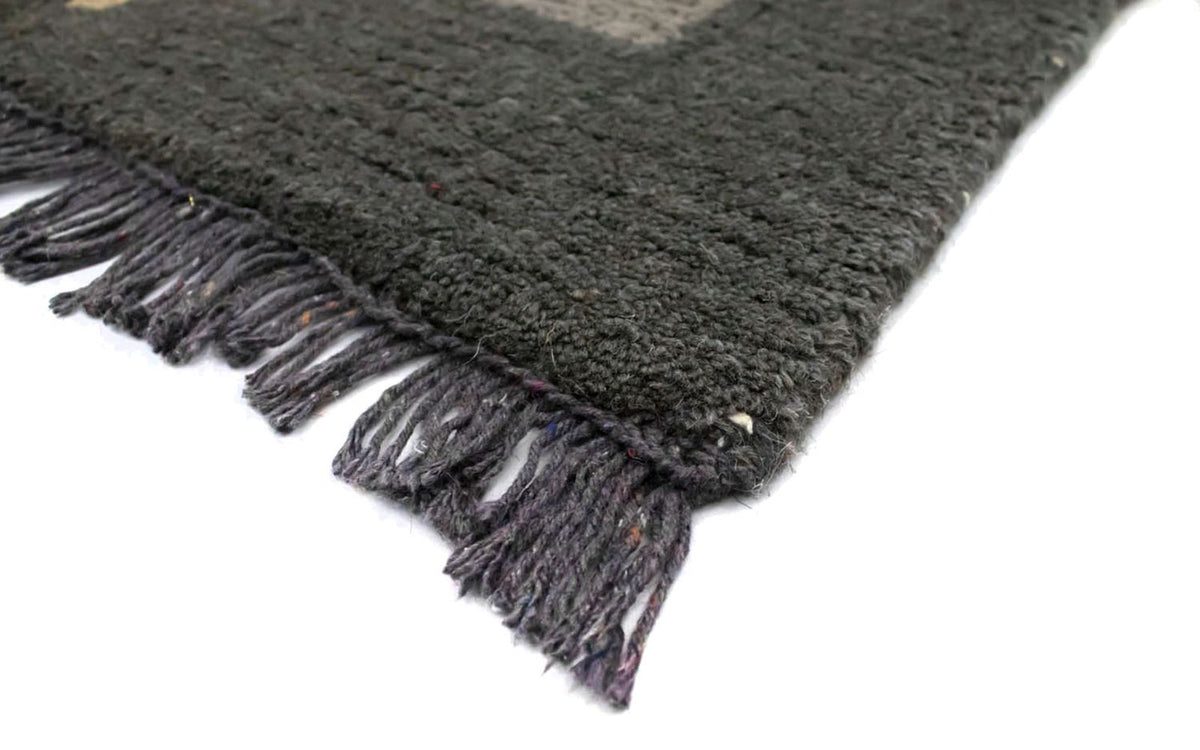Nepal Rug - 140 x 70 cm - grey