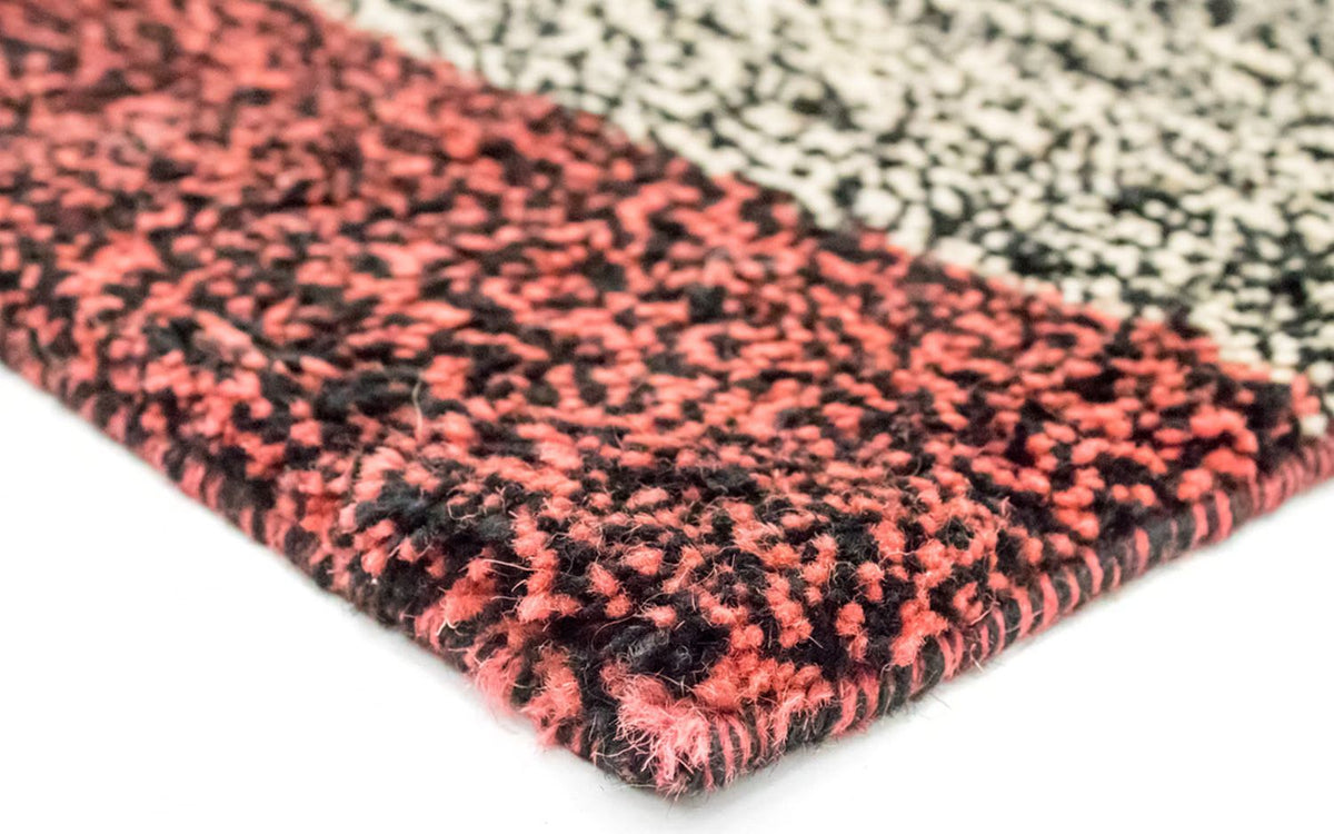 High-Pile Rug - 248 x 157 cm - multicolored