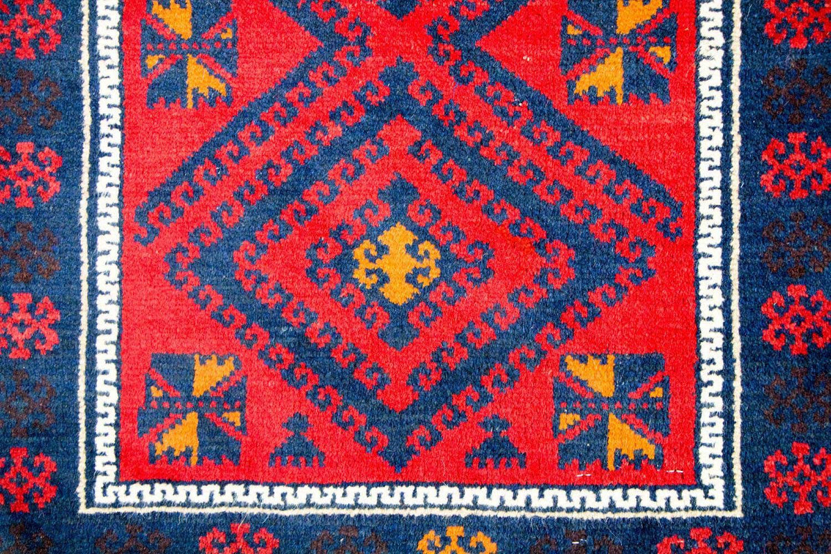 Belutsch Rug - 135 x 67 cm - red