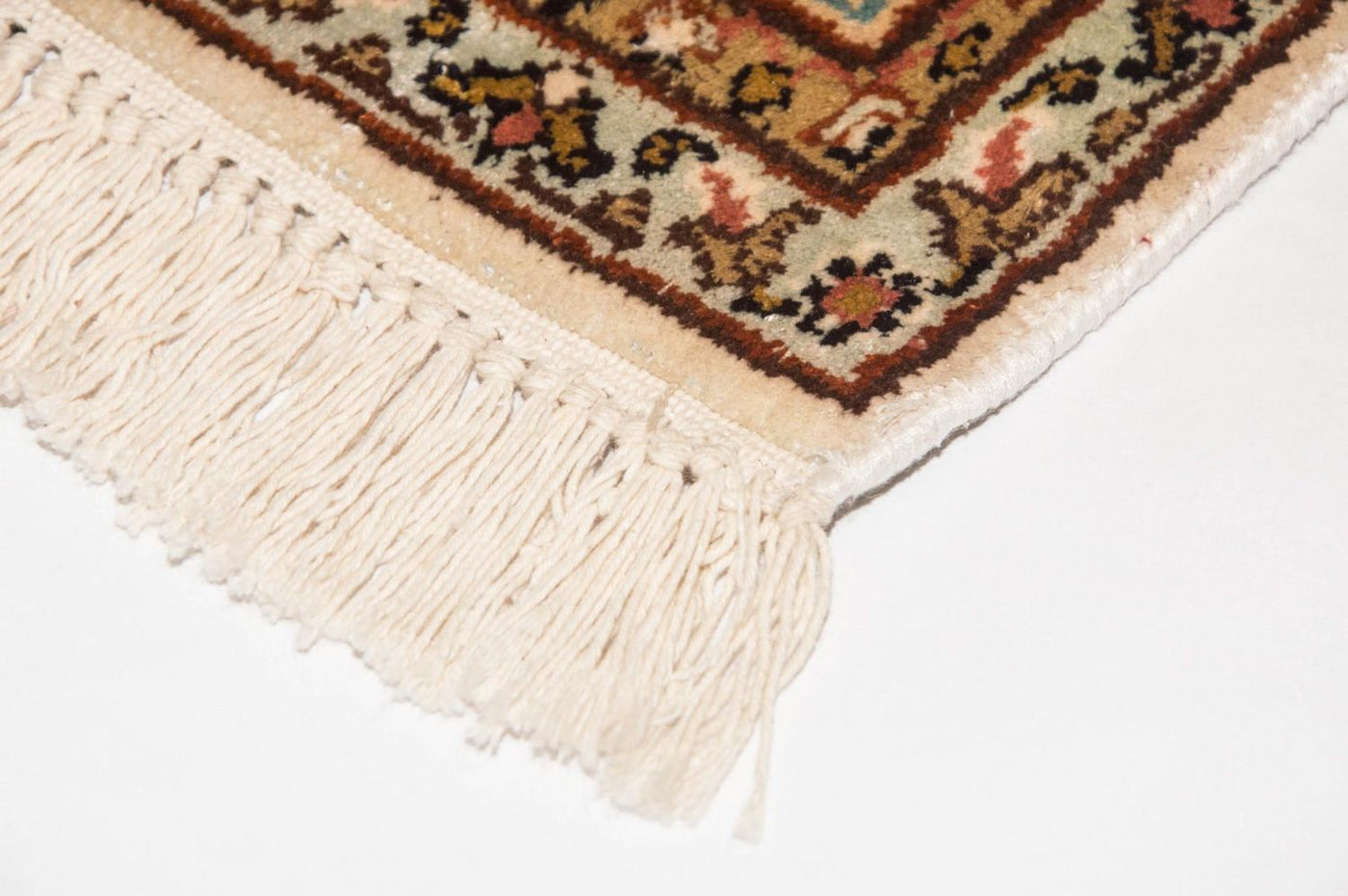 Kashmir Silk Rug 123x79cm - Oriental Rug