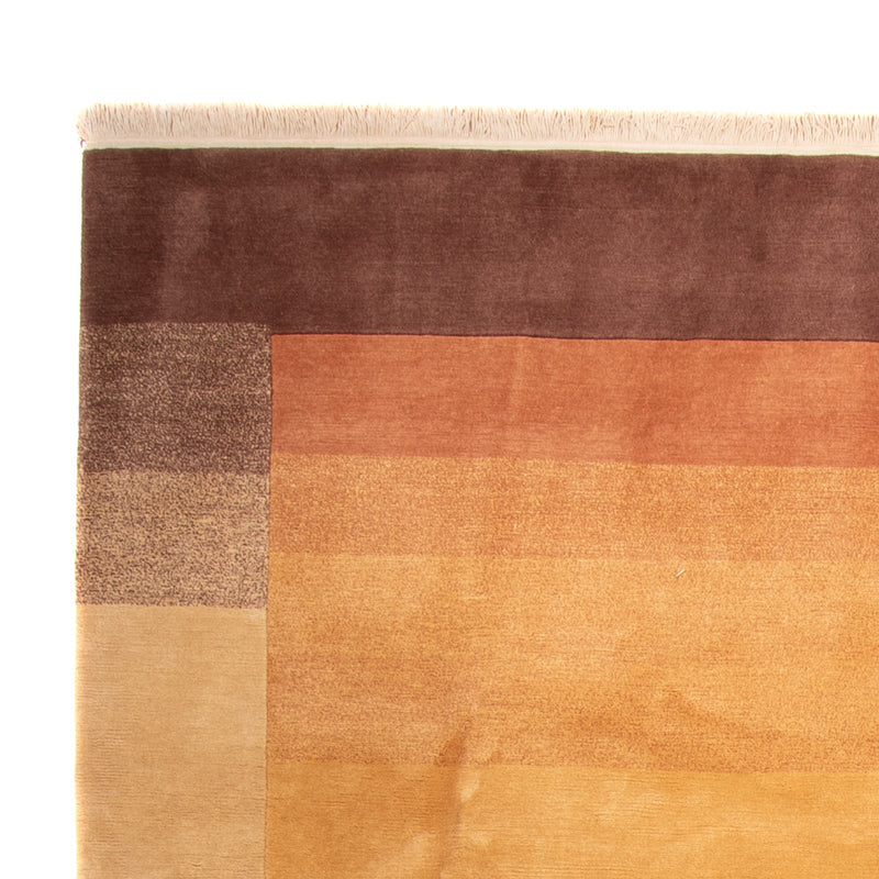 Nepal Rug - Royal - 352 x 254 cm - terracotta