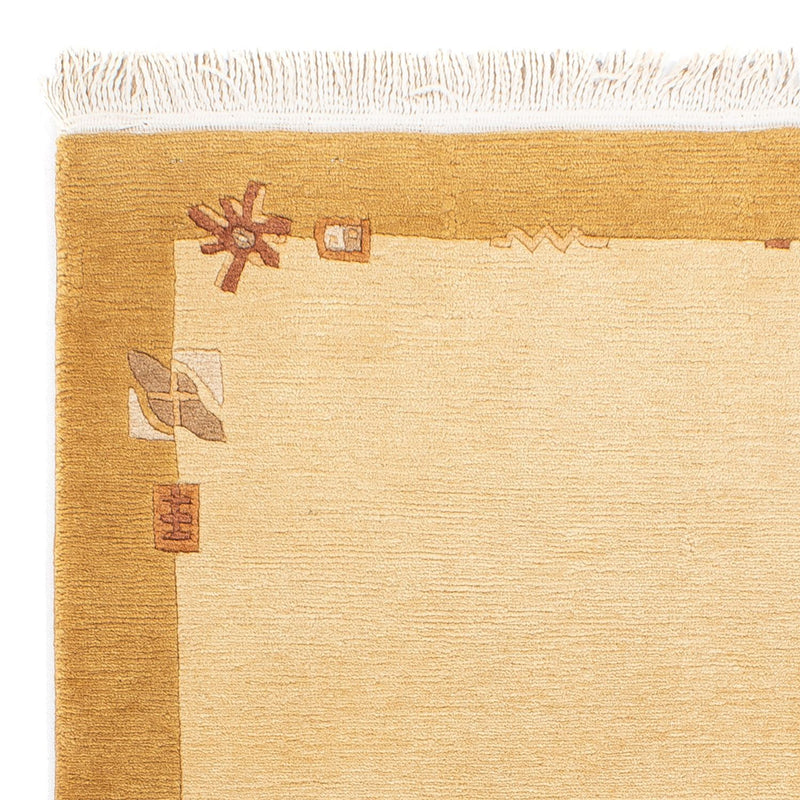 Nepal Rug - Royal - 141 x 74 cm - beige