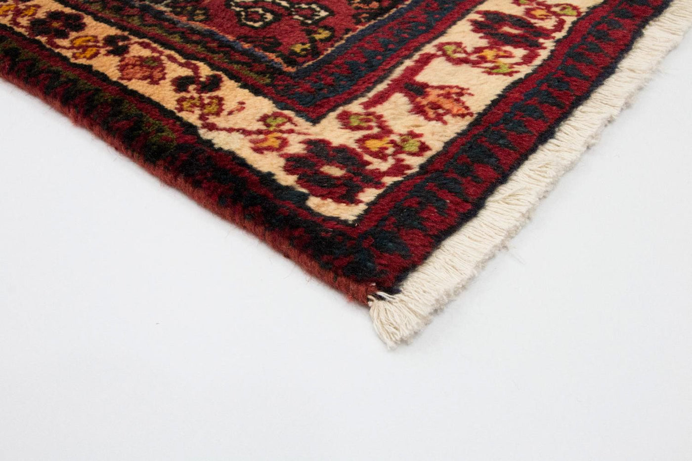 Hosseinabad Rug 145x92cm - Persian Rugs