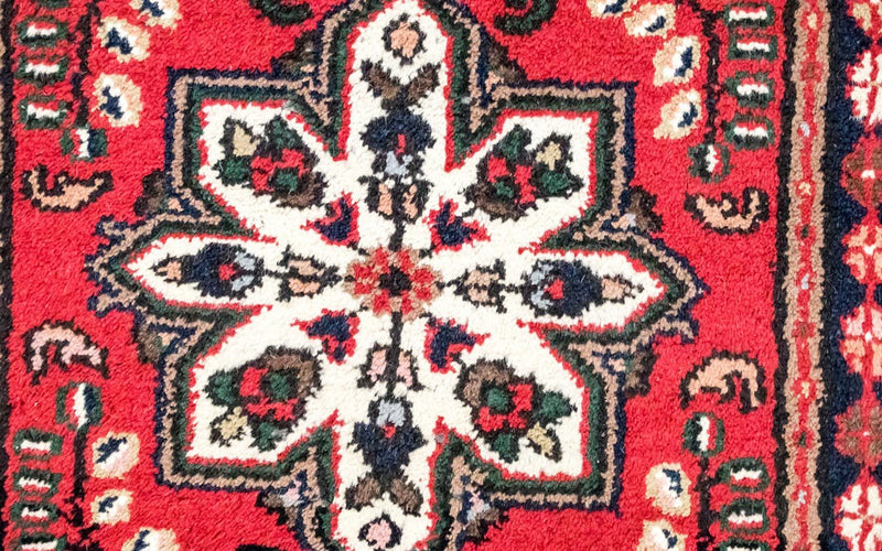Oriental Rug - 160 x 90 cm - red