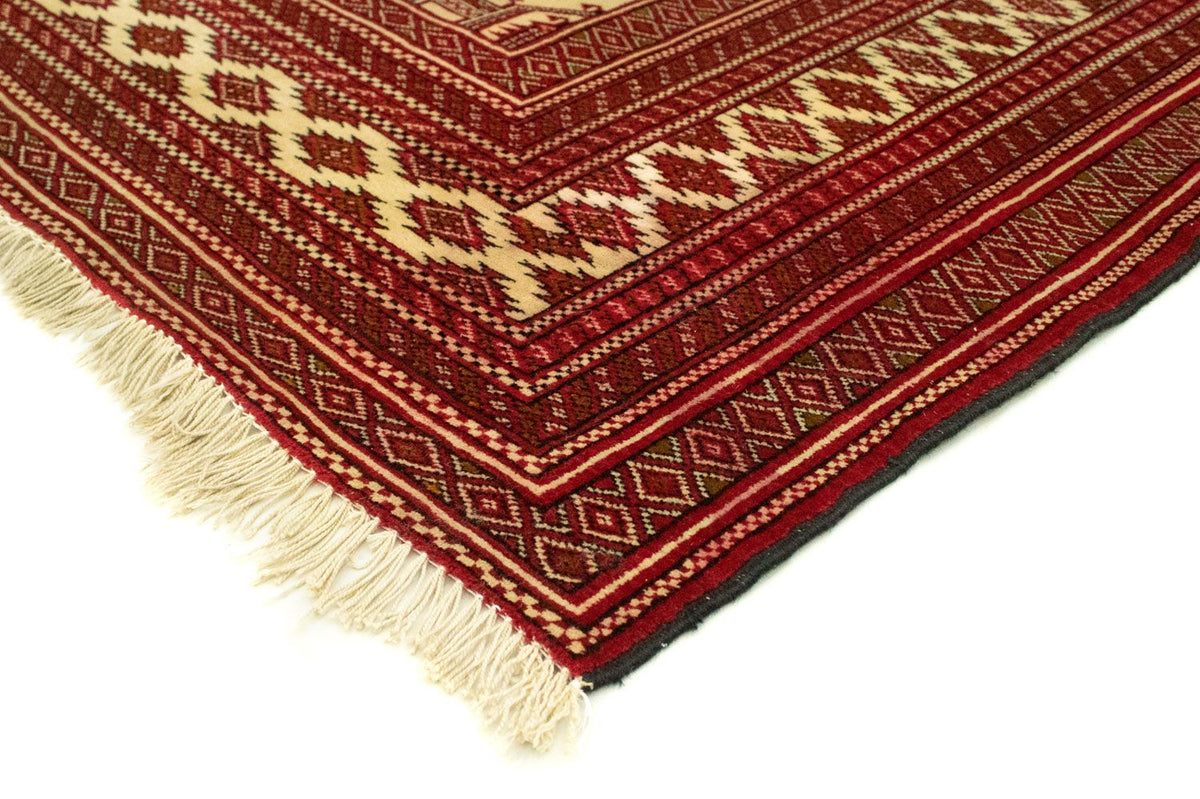 Turkaman Rug - 185 x 135 cm - red