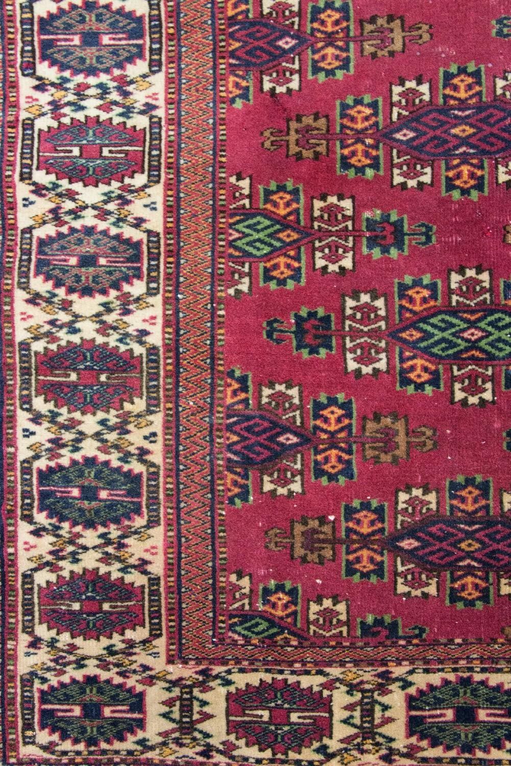 Afghan Rug - Bukhara - 106 x 94 cm - red