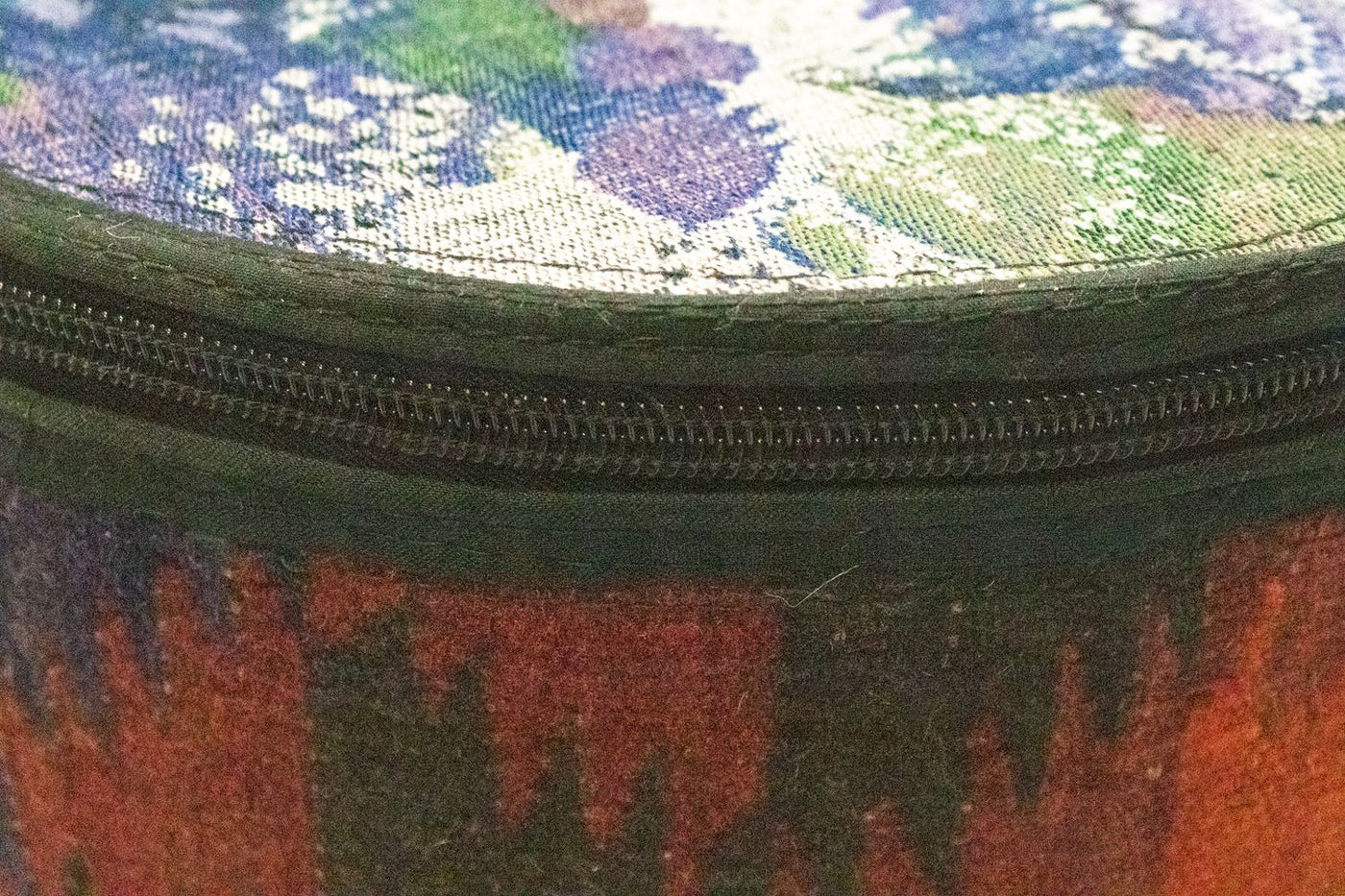 Sitzmöbel sonderform  - 50 x 40 cm - mehrfarbig