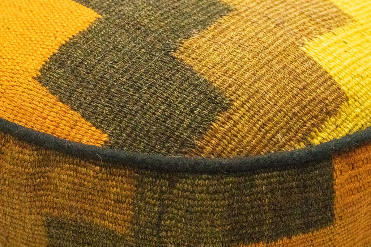 Seating other shape  - 42 x 36 cm