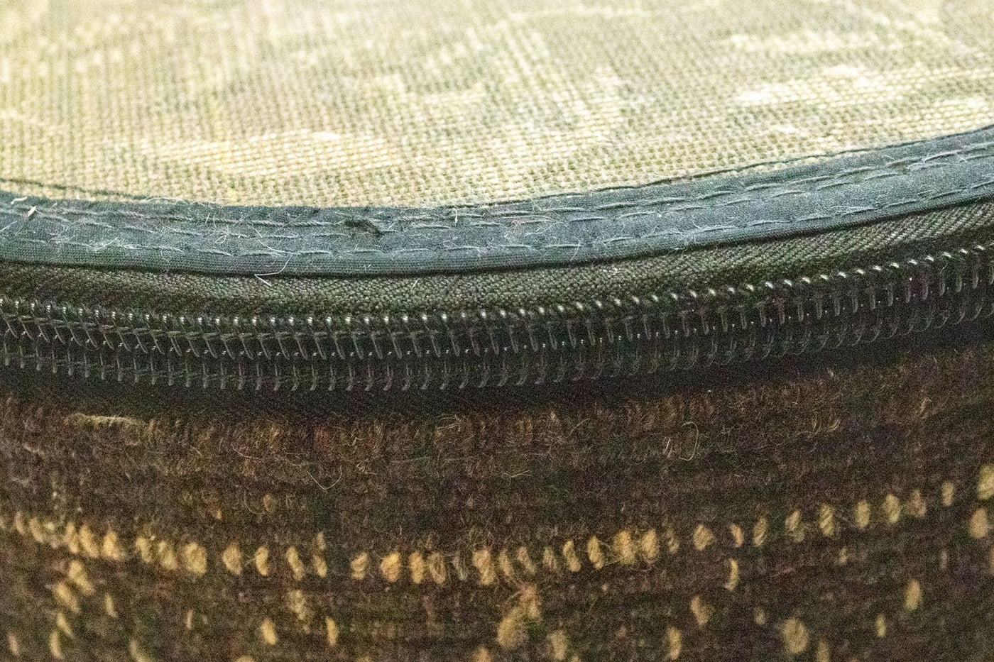 Seating other shape  - 42 x 36 cm