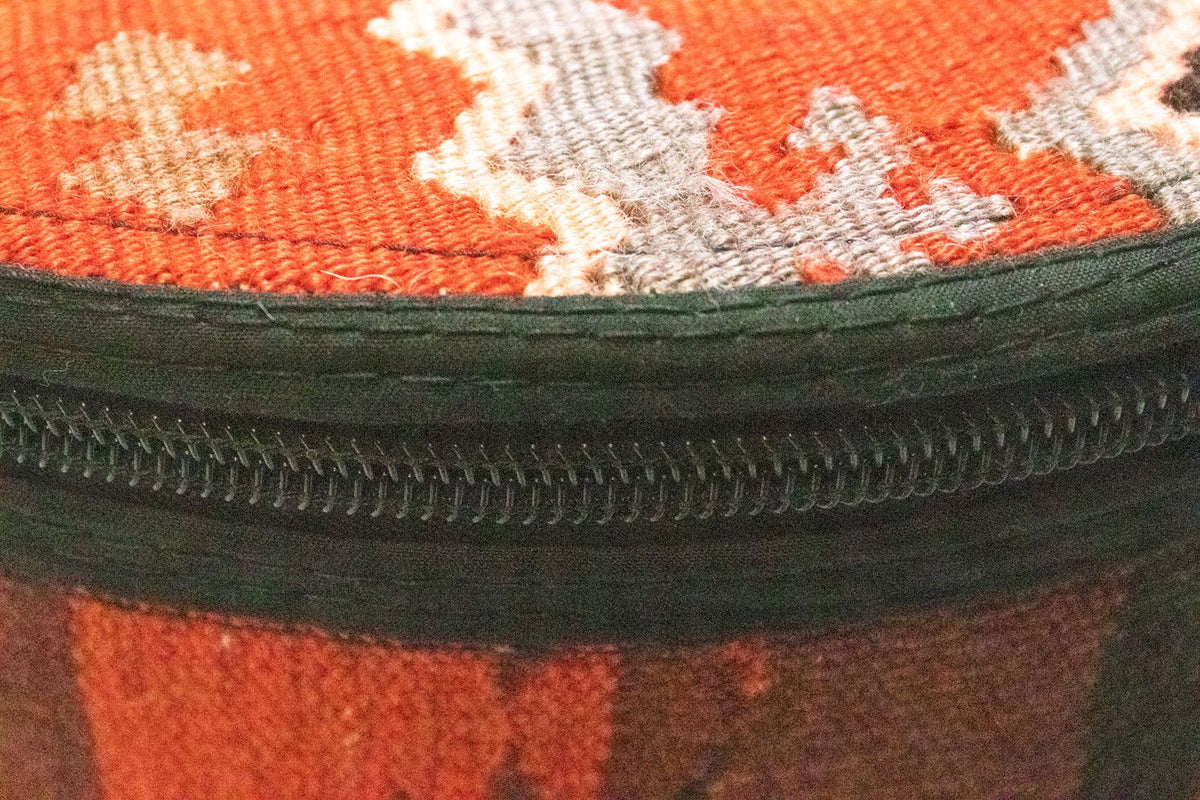 Seating other shape  - 42 x 36 cm