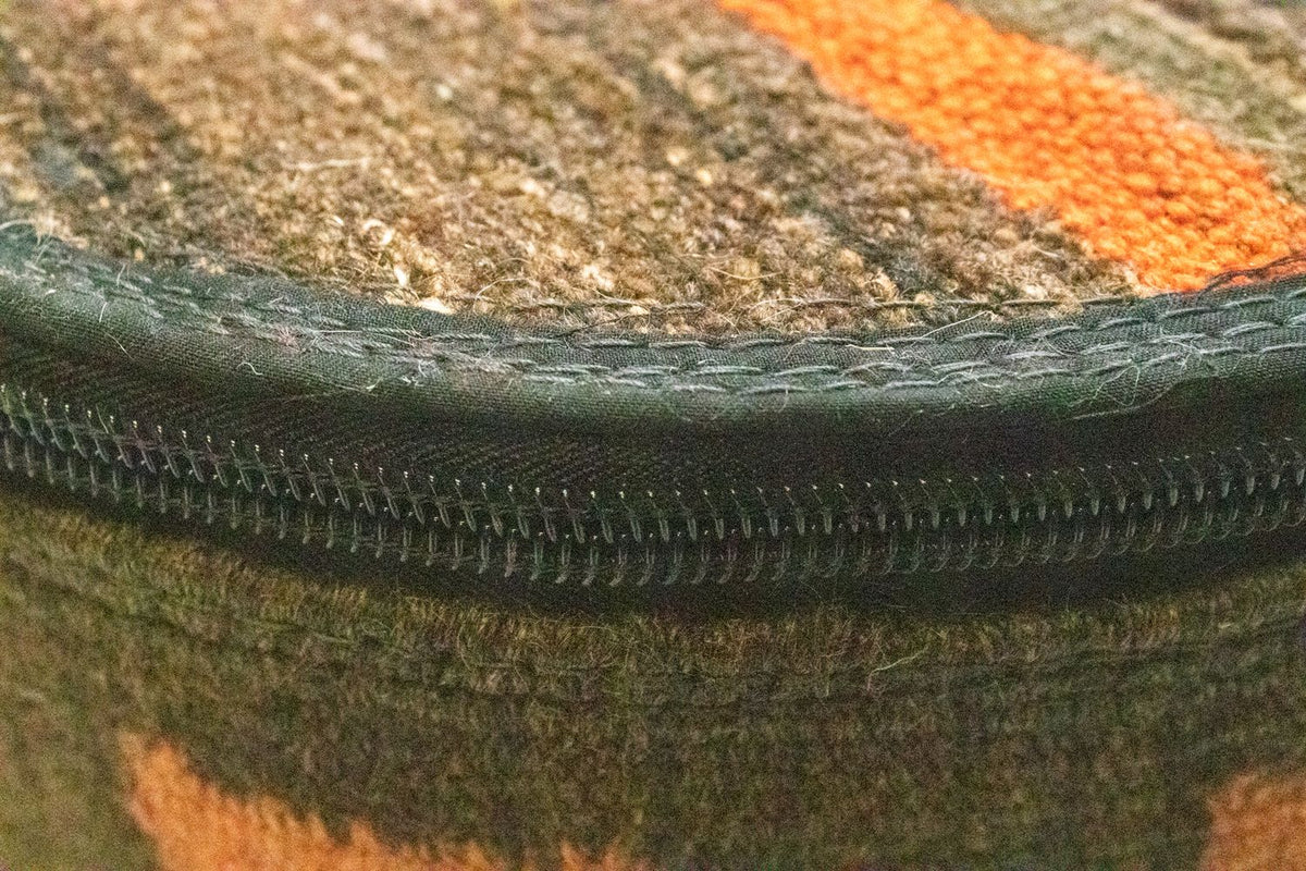 Seating other shape  - 42 x 36 cm