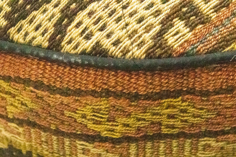 Seating other shape  - 42 x 36 cm