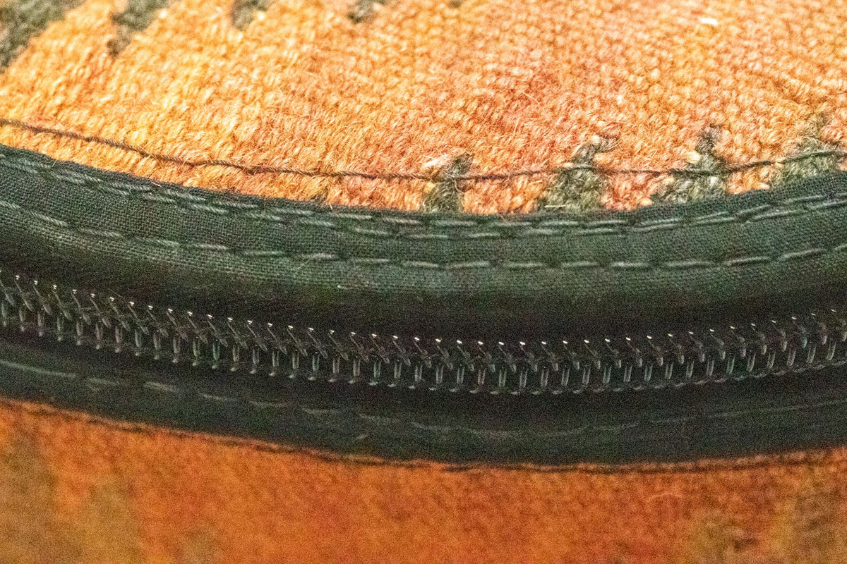 Seating other shape  - 42 x 36 cm