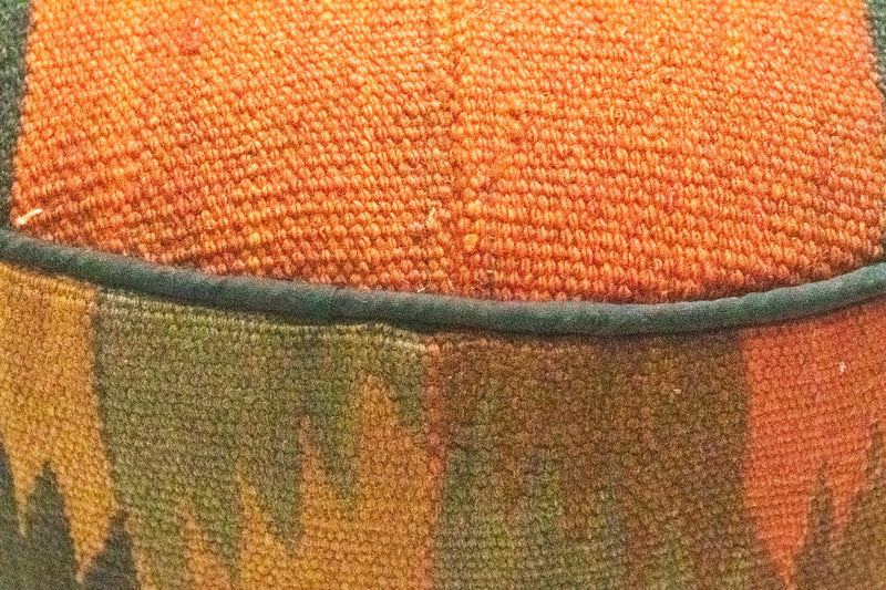 Seating other shape  - 42 x 36 cm