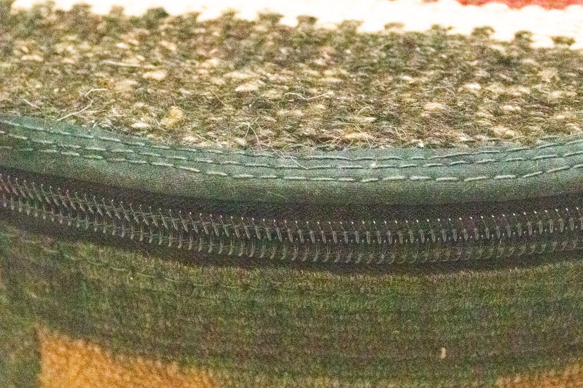 Seating other shape  - 42 x 36 cm