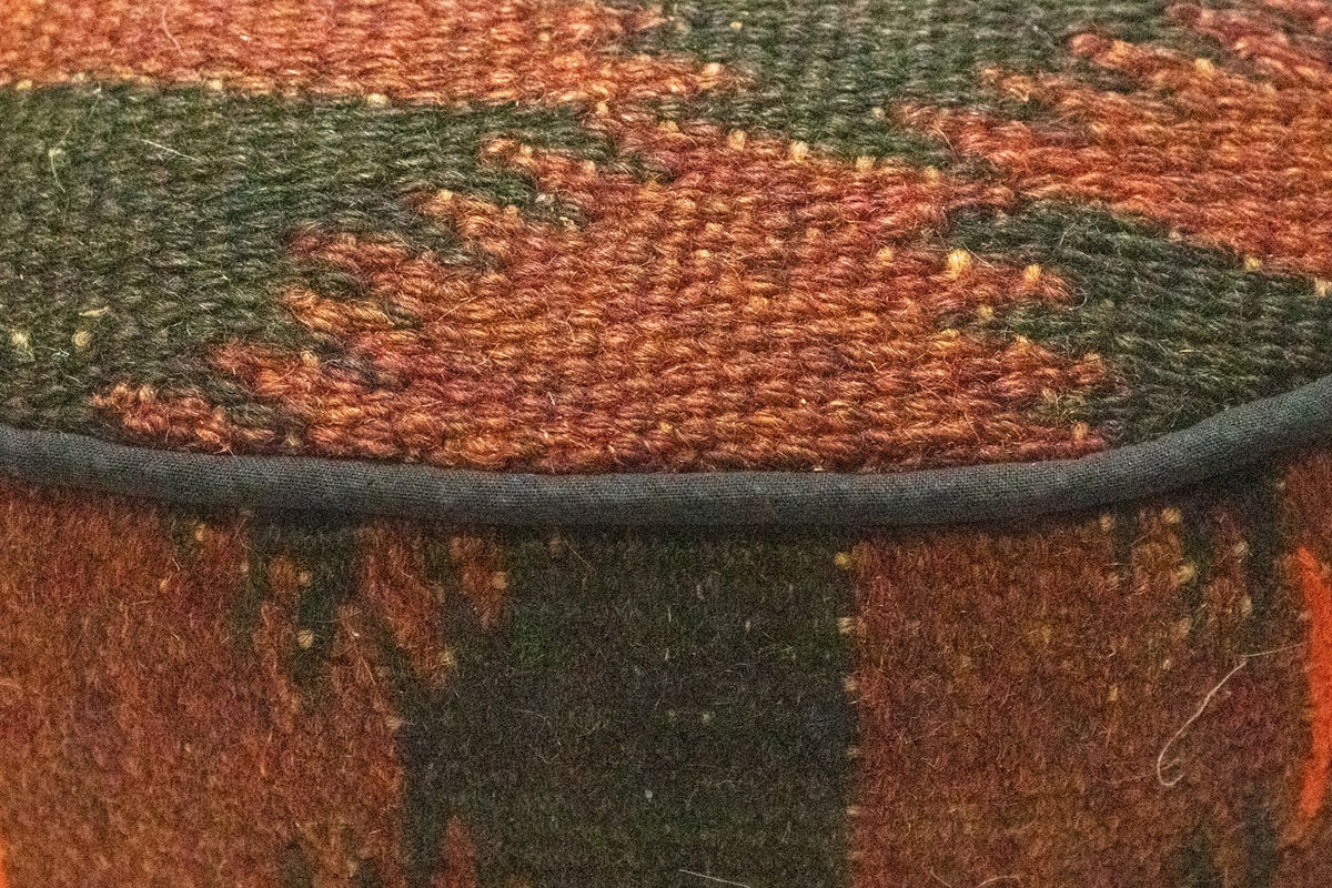 Seating other shape  - 42 x 36 cm