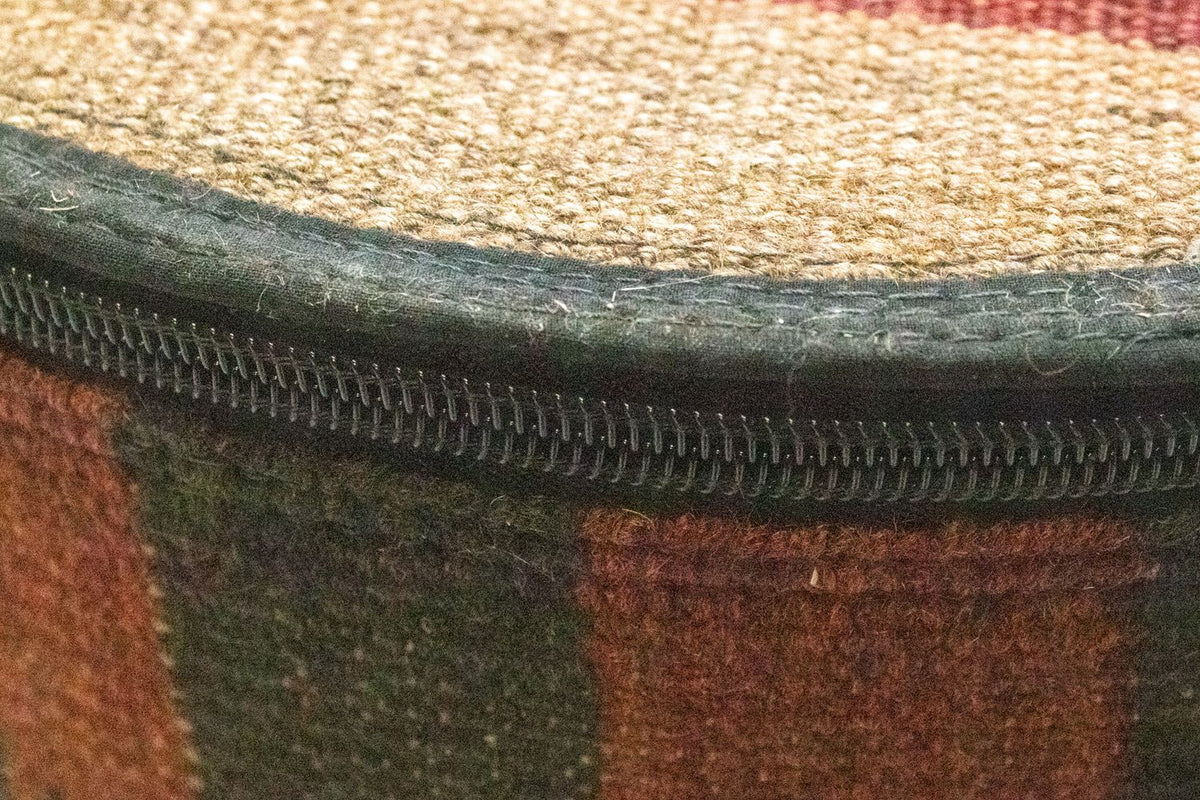 Seating other shape  - 42 x 36 cm