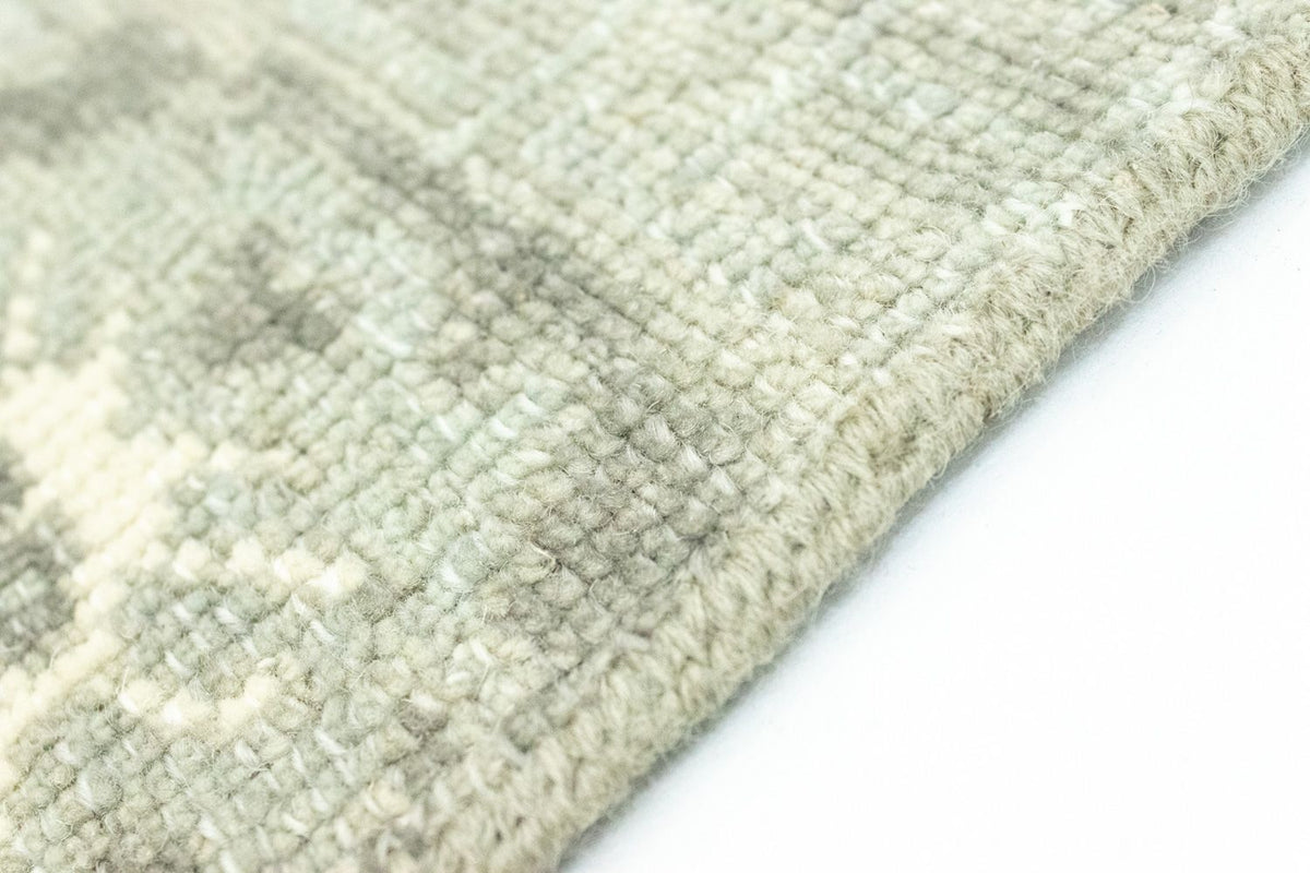 Designer Rug square  - 60 x 60 cm - light green