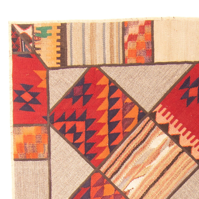 Patchwork Rug - 200 x 150 cm - multicolored