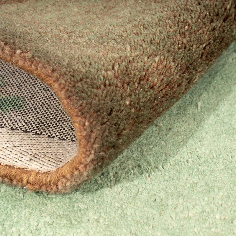 Wool Rug - 193 x 137 cm - green