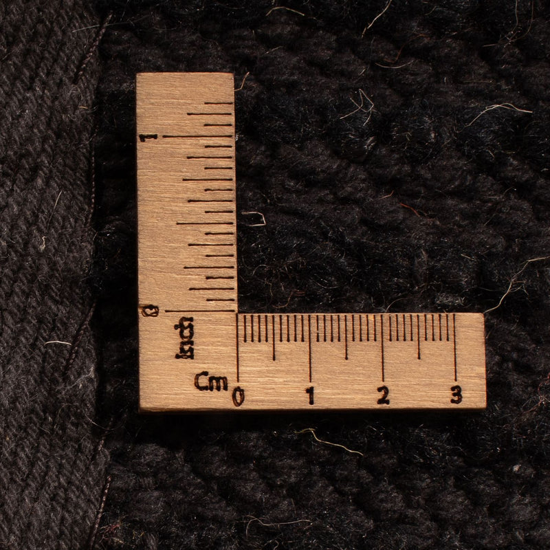 High-Pile Rug - 216 x 150 cm - black