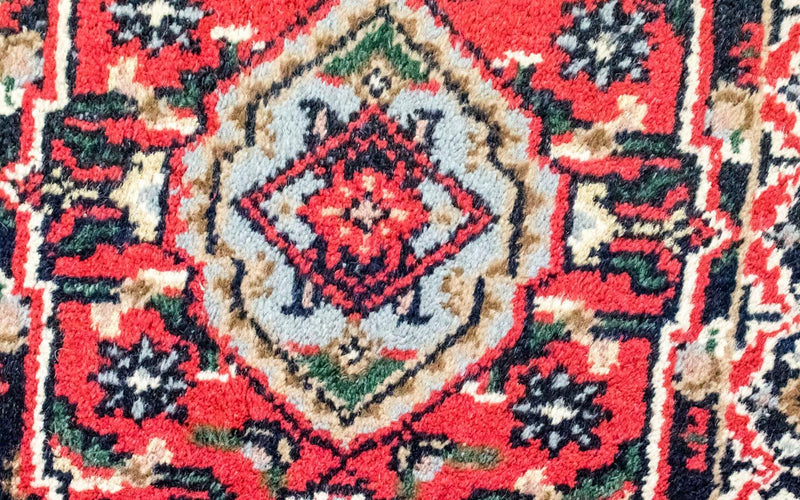 Oriental Rug - 150 x 80 cm - red