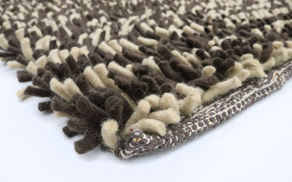 High-Pile Rug - 200 x 124 cm - multicolored