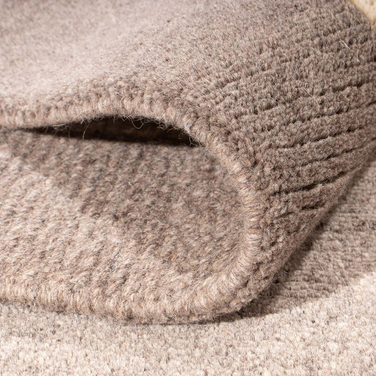 Nepal Rug - 270 x 191 cm - light chocolate