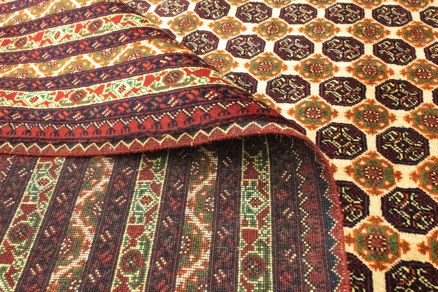 Bukhara Rug 298x202cm - Oriental Rug