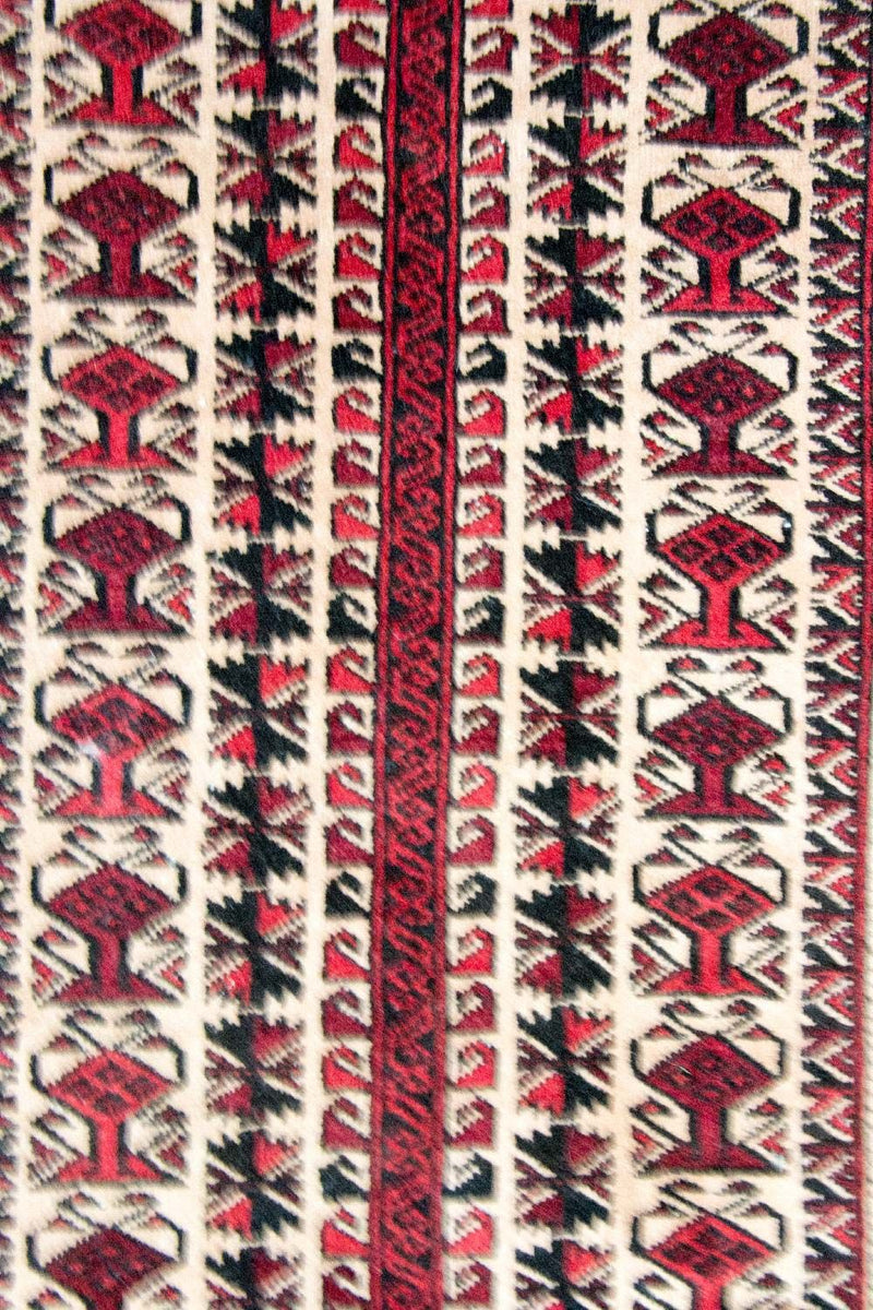 Belutsch Rug - 129 x 93 cm - red