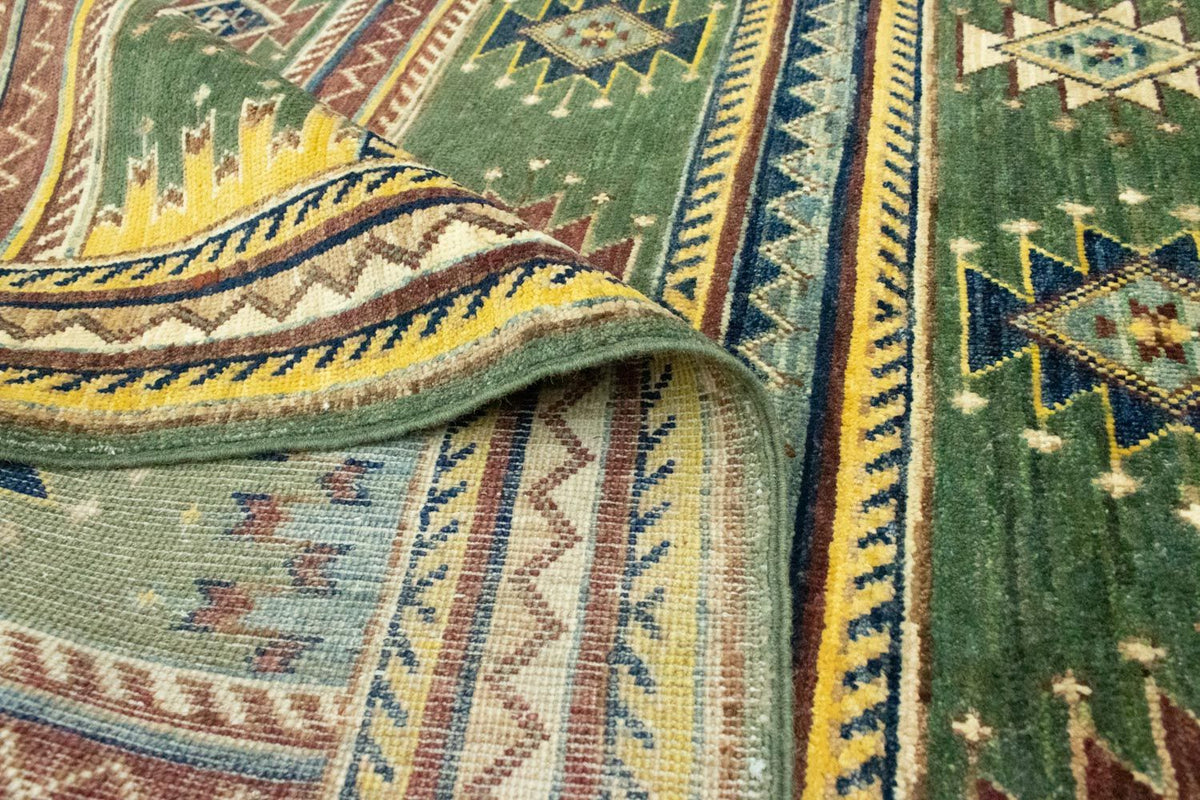 Ziegler Rug - 203 x 145 cm - green