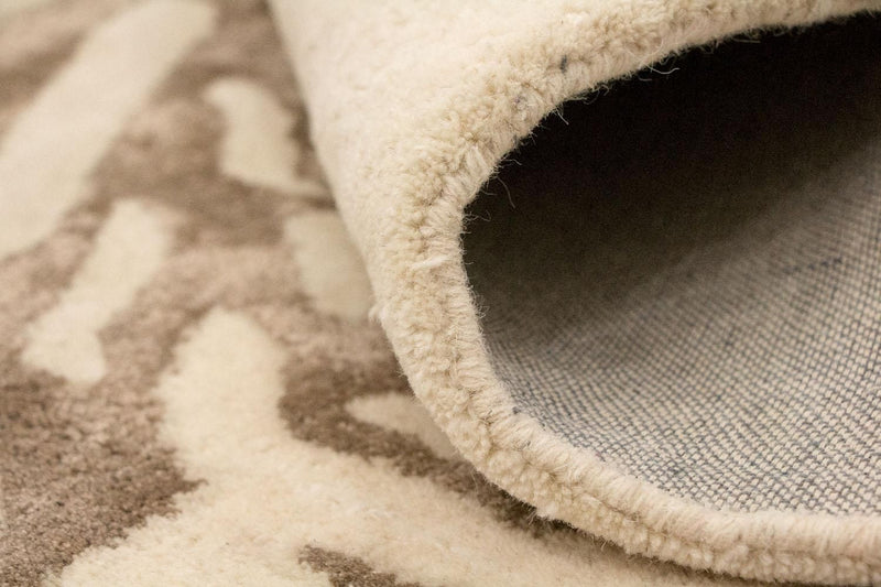 Designer Rug - 242 x 152 cm - beige