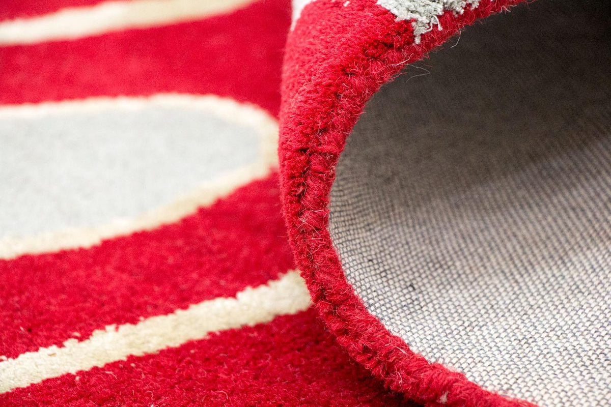 Designer Rug - 245 x 152 cm - red