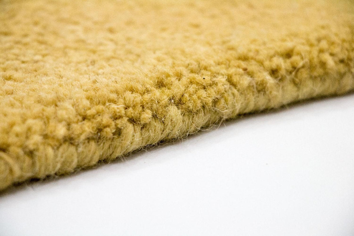 Designer Rug - 244 x 153 cm - light green