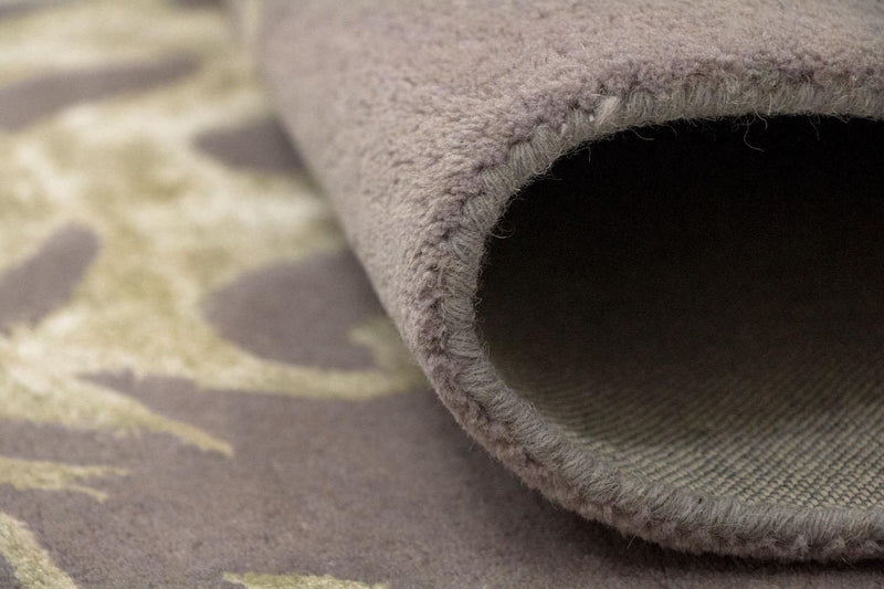 Designer Rug - 242 x 153 cm - lilac