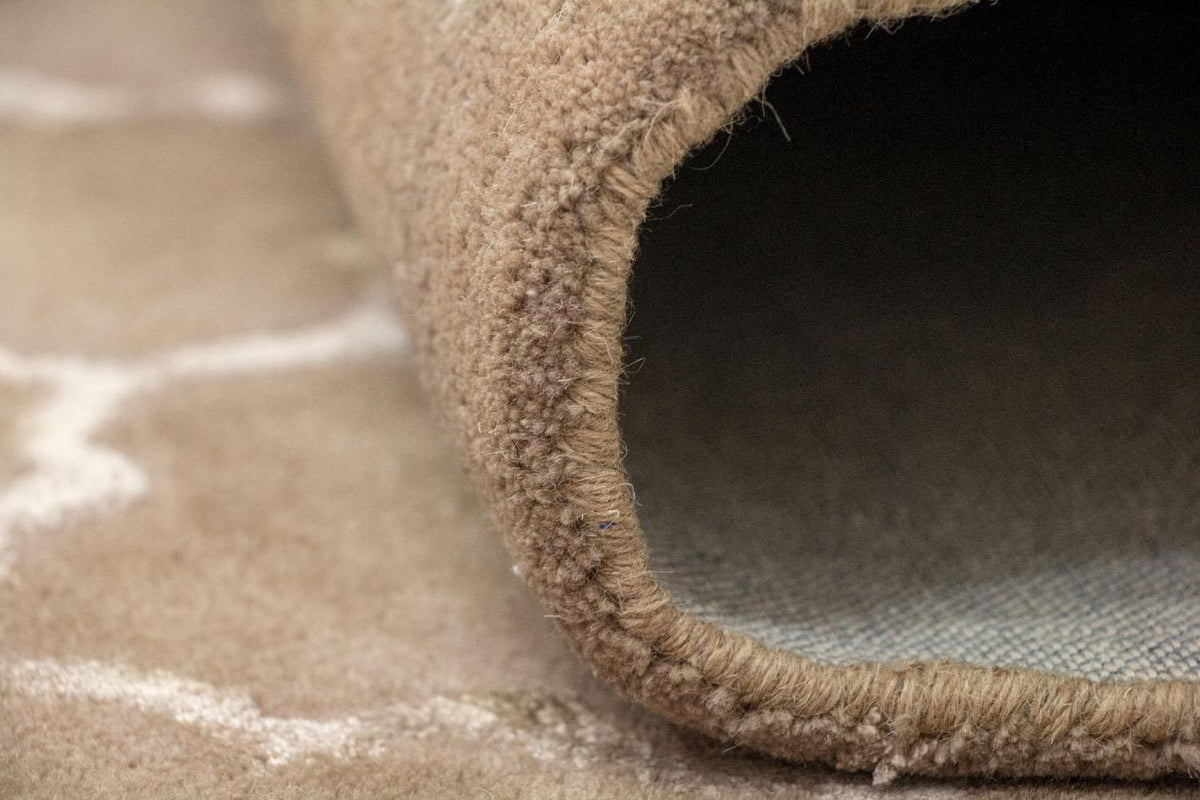 Designer Rug - 230 x 162 cm - beige