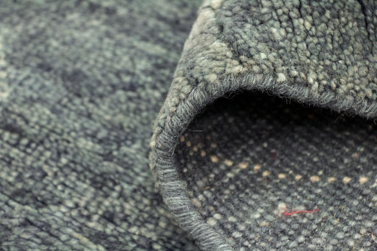 Designer Rug - 251 x 153 cm - grey