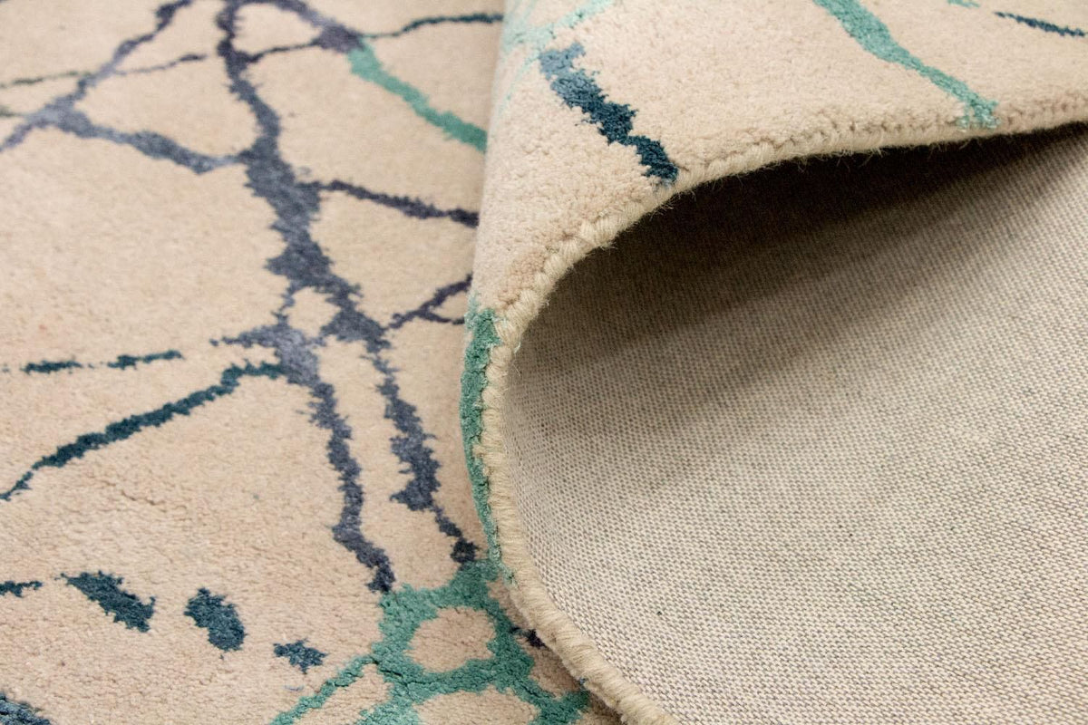 Designer Rug - 197 x 136 cm - beige