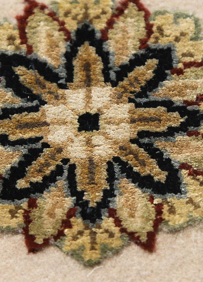 Wool Rug - 300 x 240 cm - beige