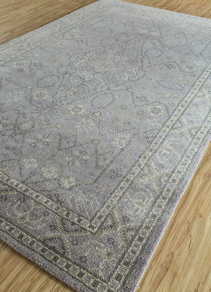 Wool Rug - 360 x 270 cm - grey