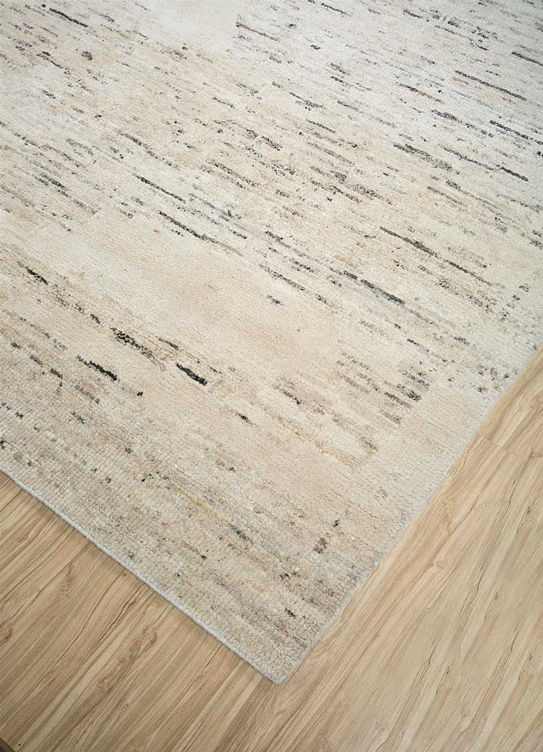 Wool Rug - 300 x 240 cm - cream