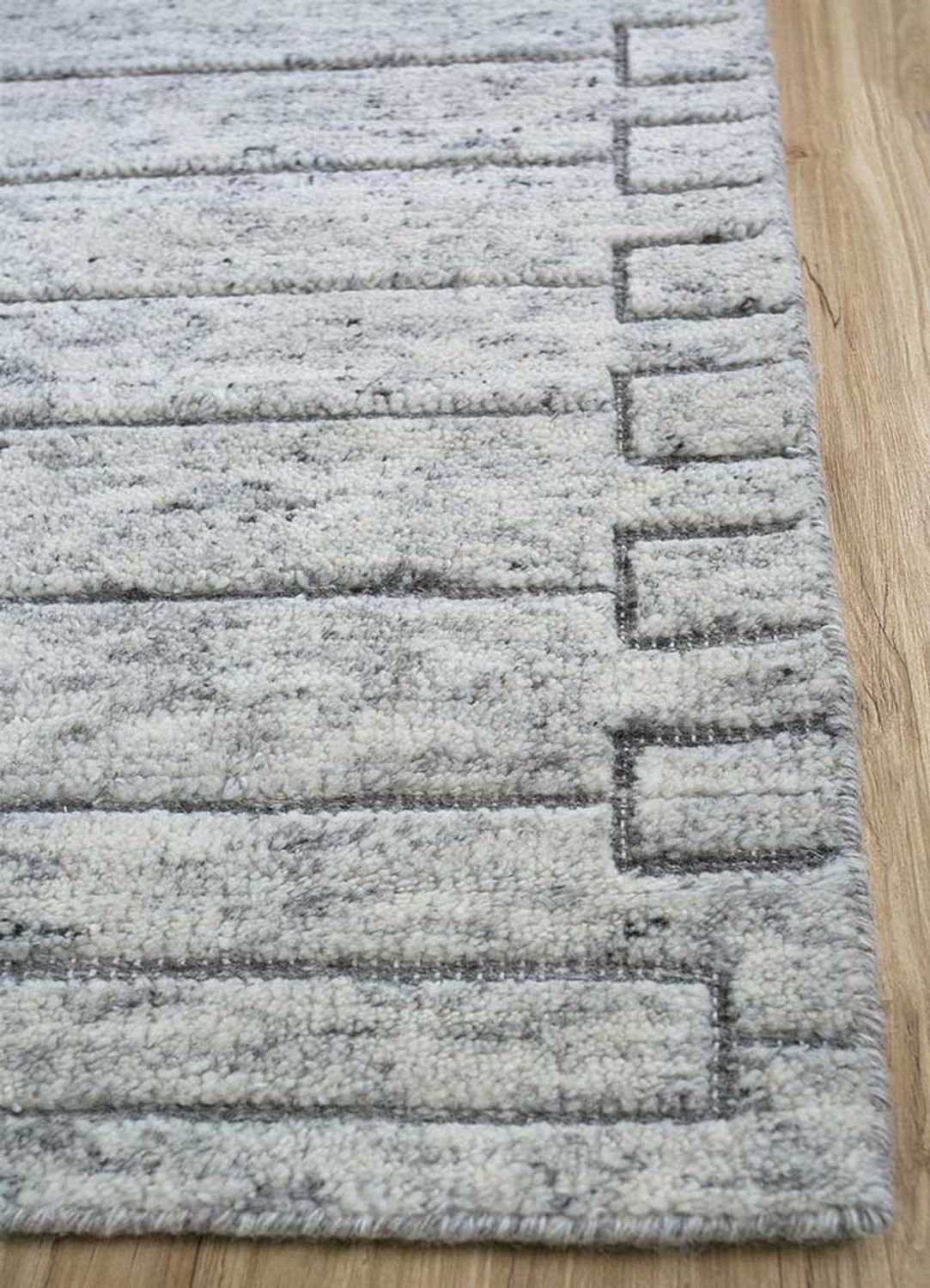 Wool Rug - 300 x 240 cm - grey