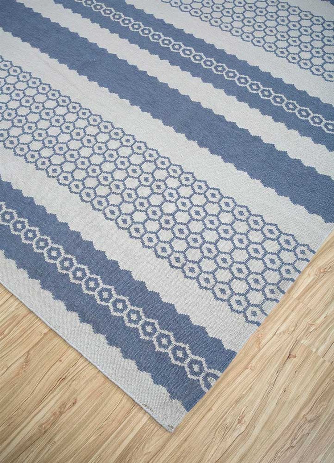 DP02-RUG1126498-450x270