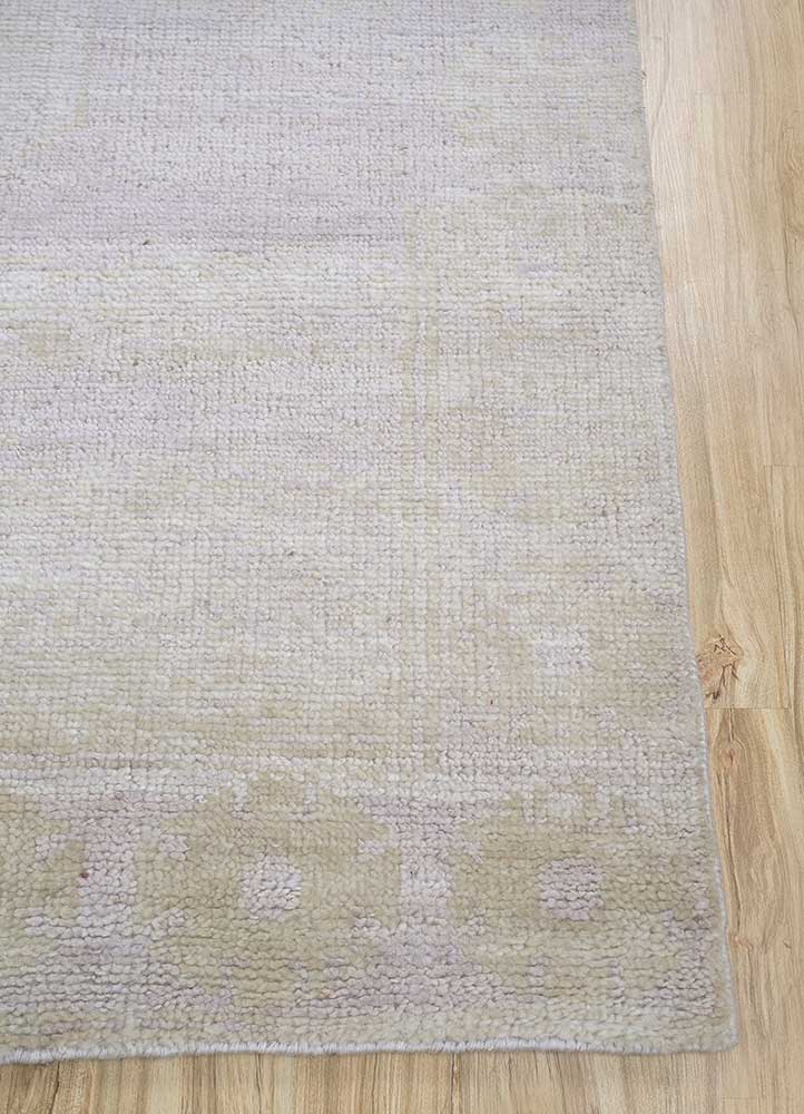 Wool Rug - 300 x 240 cm - cream