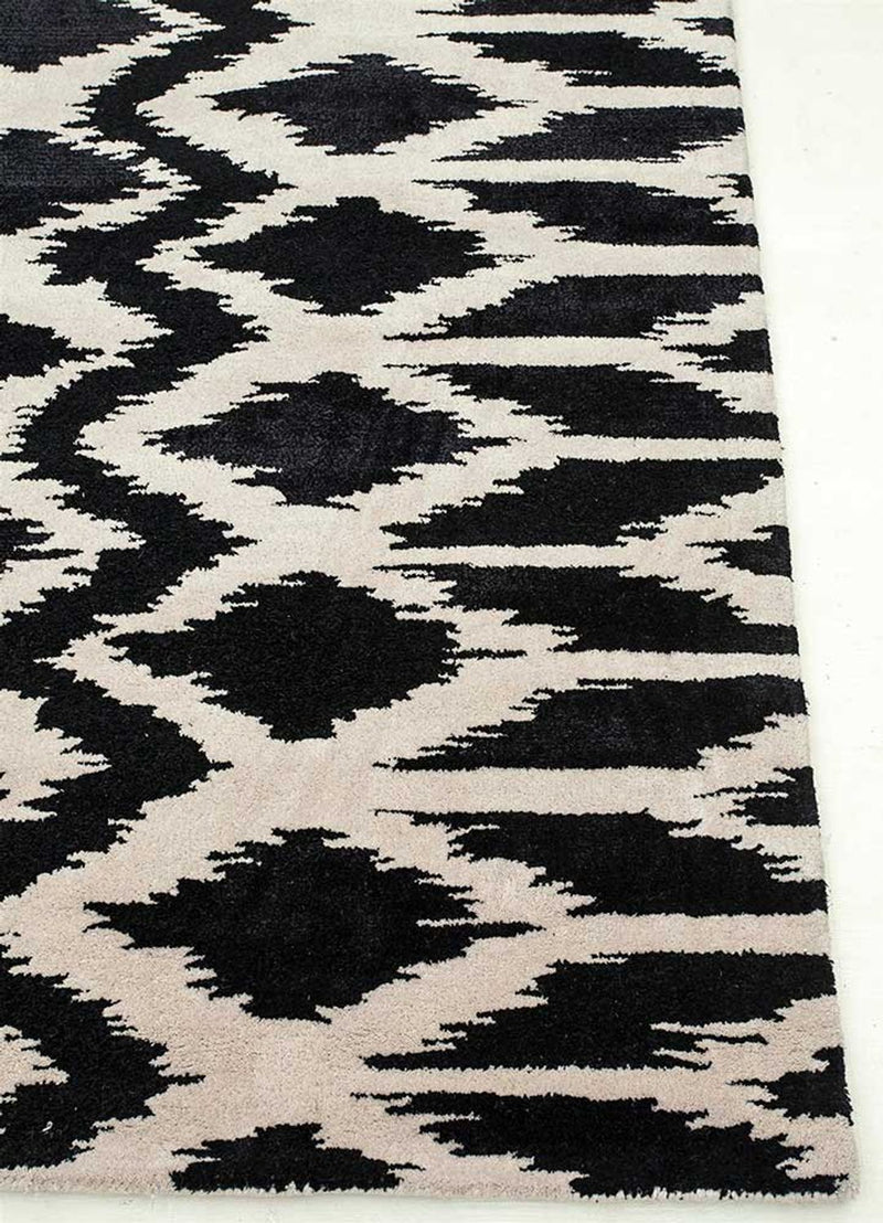 Wool Rug - 240 x 150 cm - multicolored