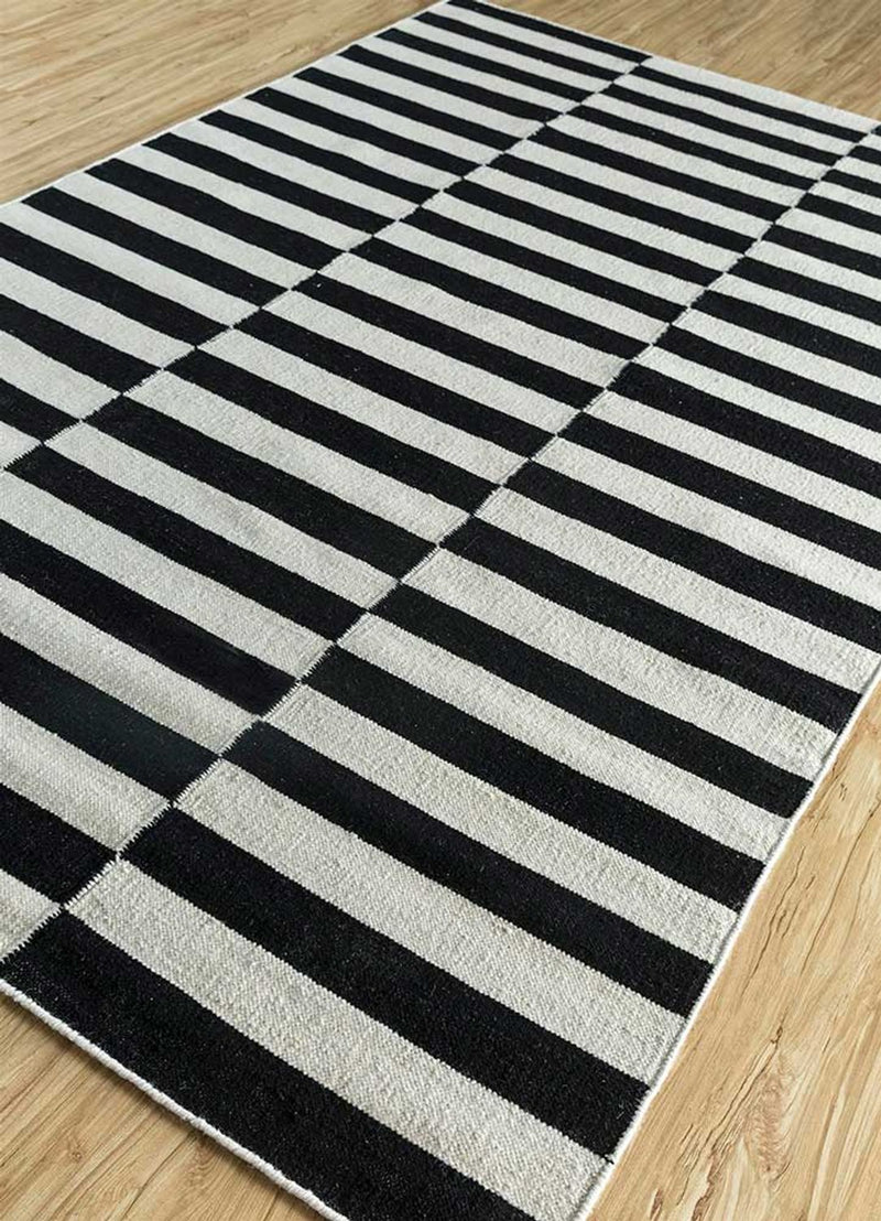 Designer Rug - 270 x 180 cm - multicolored