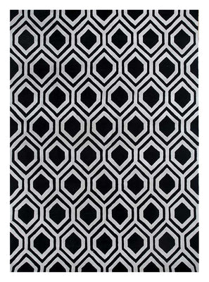 Wool Rug - 330 x 240 cm - black and white