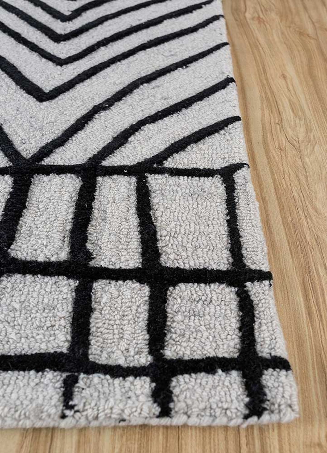 Wool Rug - 270 x 180 cm - grey